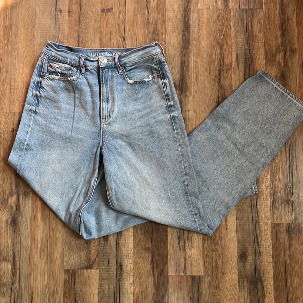 AE straight baggy mom jeans